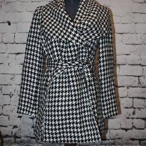 Houndstooth belted wrap coat from Eden Court